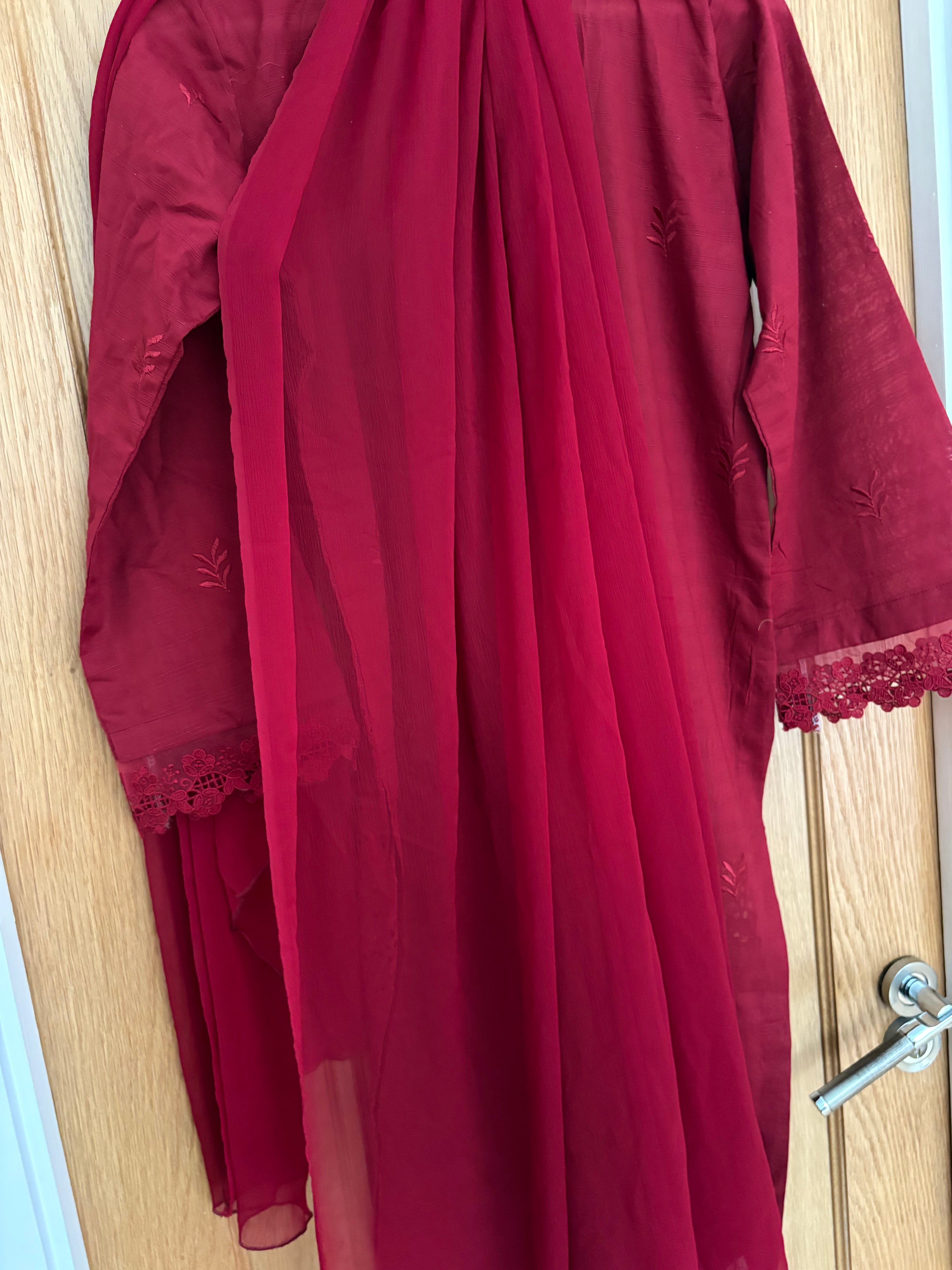 Stylish maroon 3-piece suit