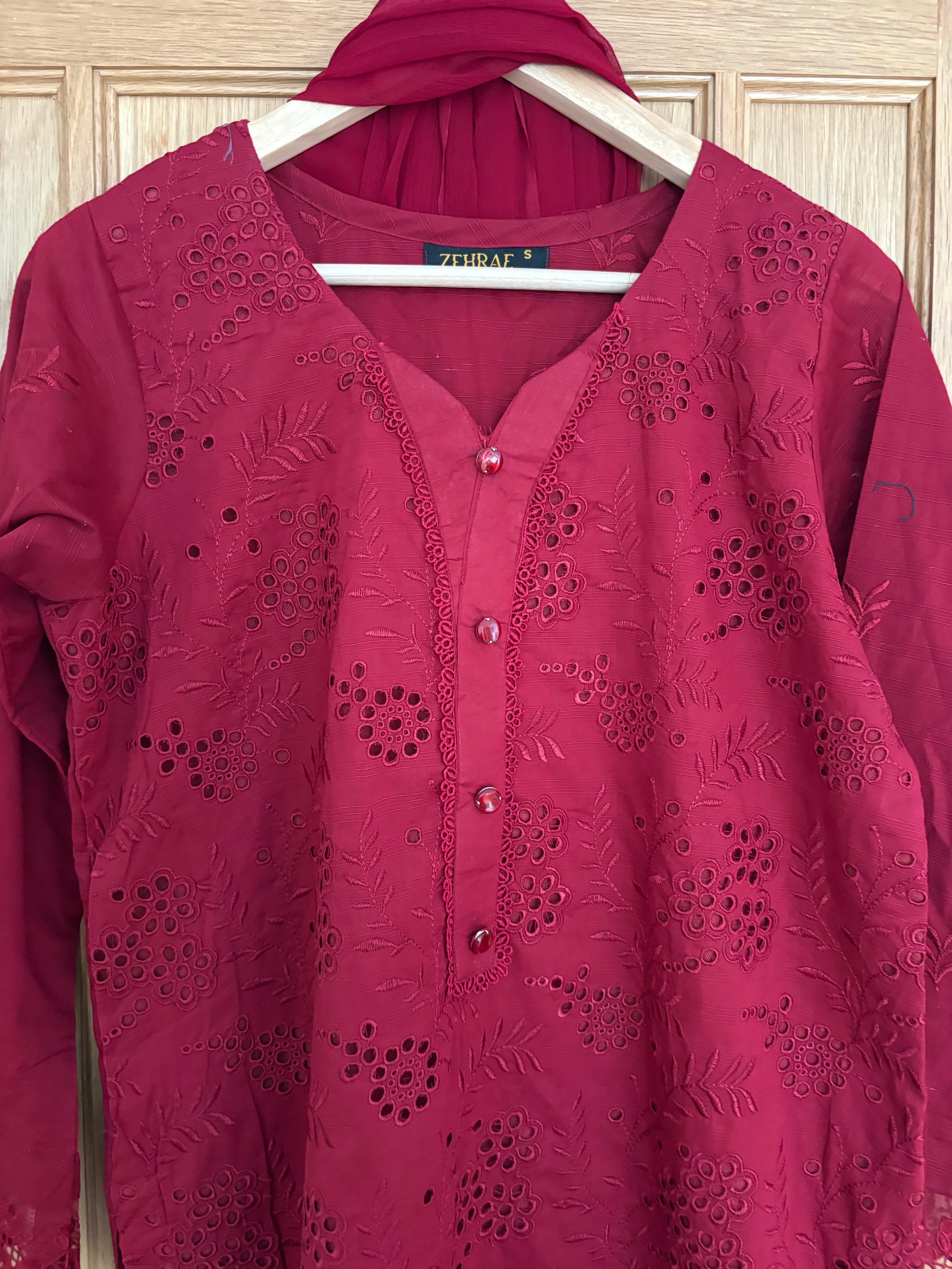 Stylish maroon 3-piece suit