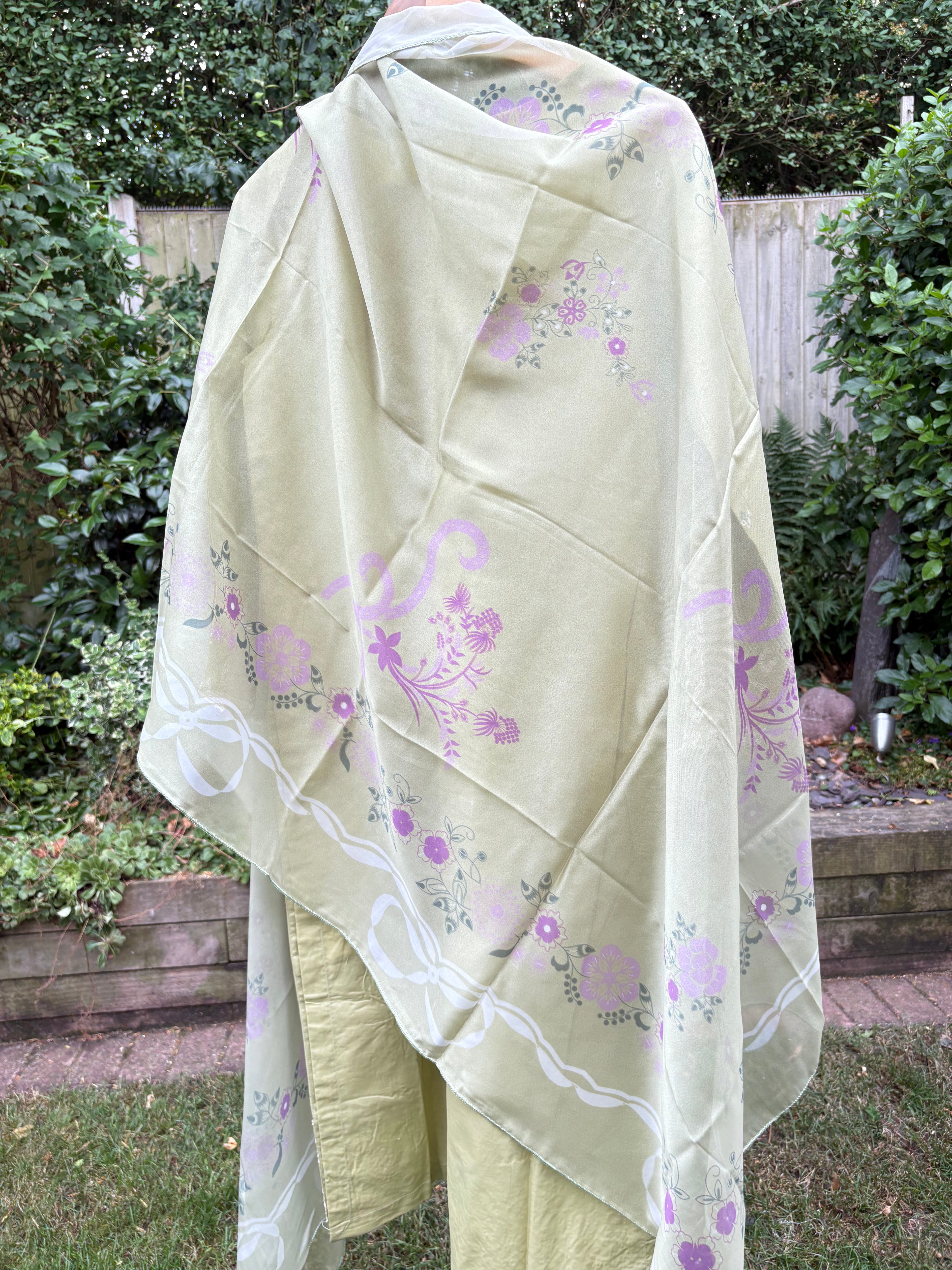 Prehnite-luxury embroidered (3PC)
